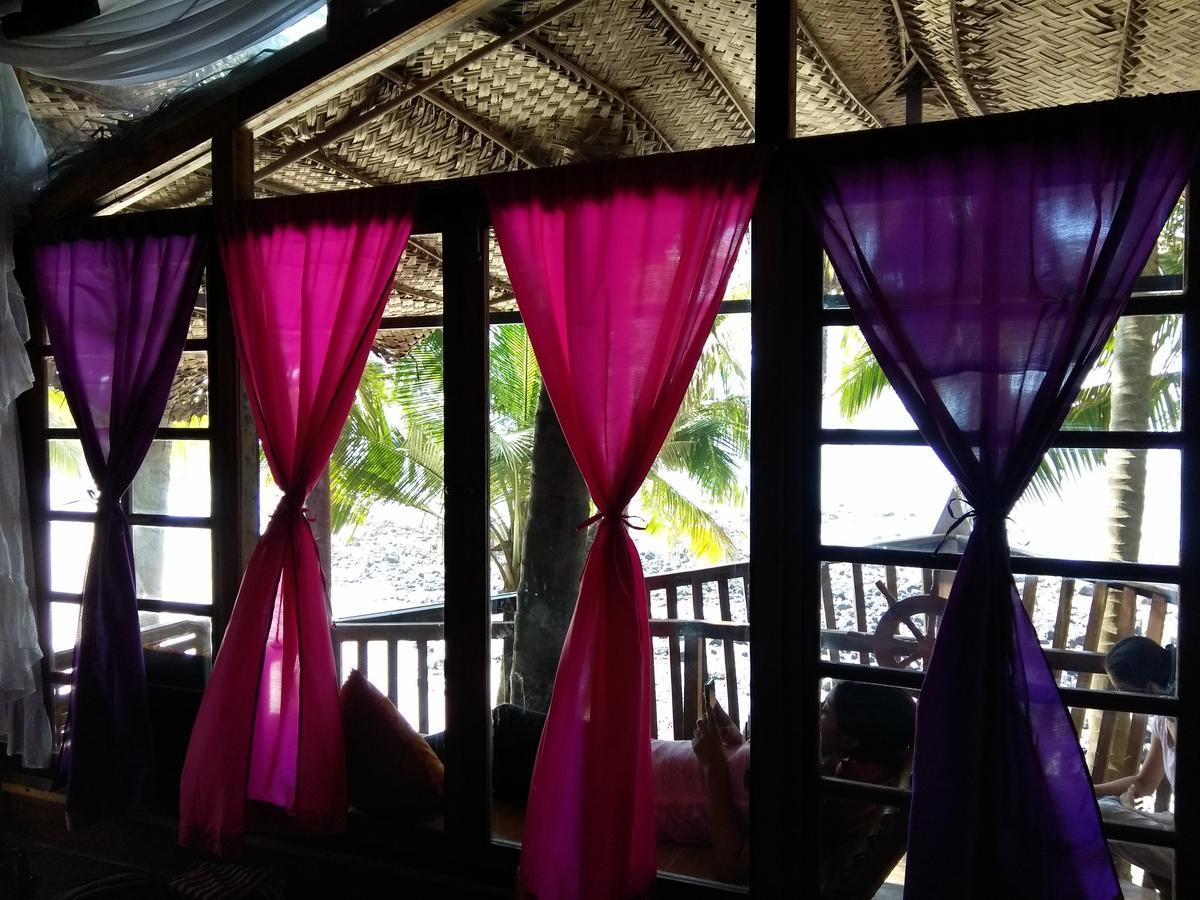 Belantara Beachfront Vengurla Ngoại thất bức ảnh
